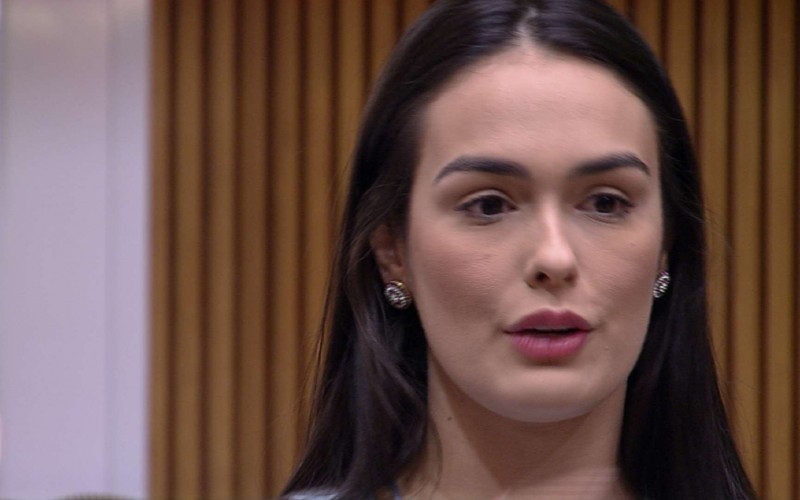 Larissa diz que Fred Nicácio exagera no VT