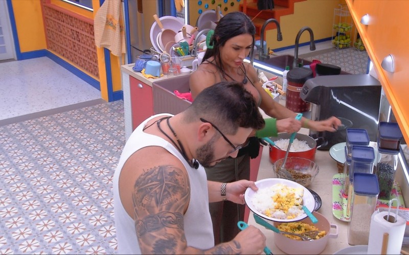 Marcelo questiona bronzeado de Gracyanne Barbosa no BBB 25