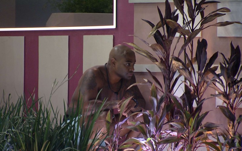 No BBB 23, Cezar se esconde para dar susto em Fred