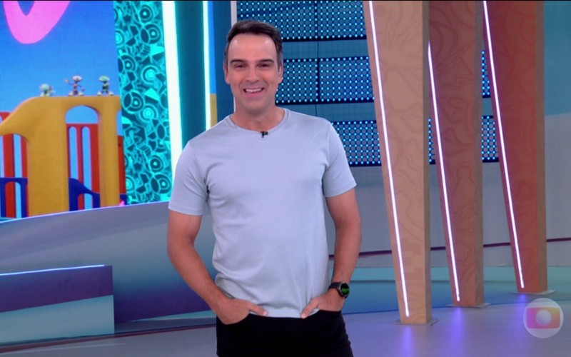 Que horas começa o BBB 24 hoje, segunda (8)?