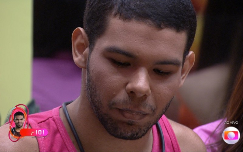 Quem saiu do BBB 22: Vinicius é o oitavo eliminado