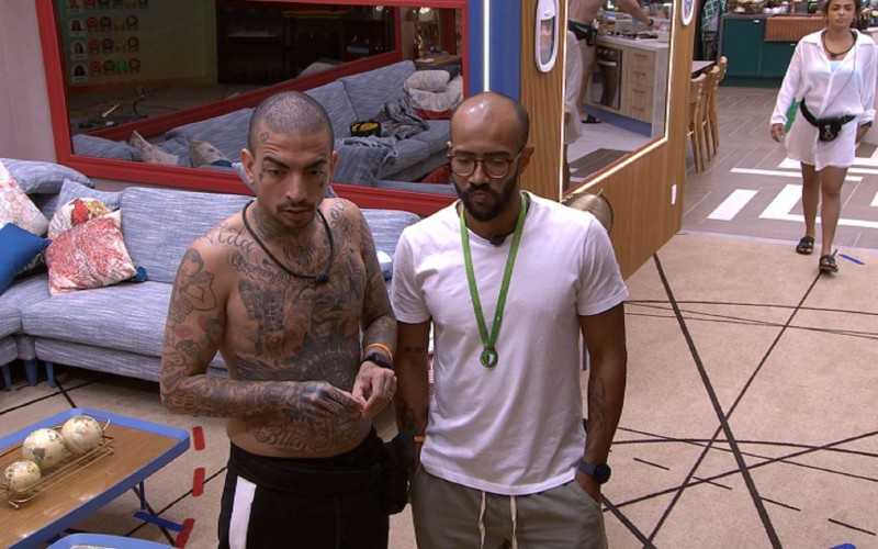 BBB 23: Ricardo ri de torpedos recebidos no Queridômetro