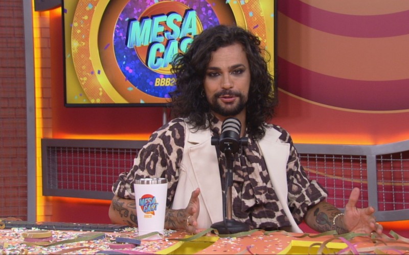 RoBBB Seu Fifi participa do Sincerão desta segunda