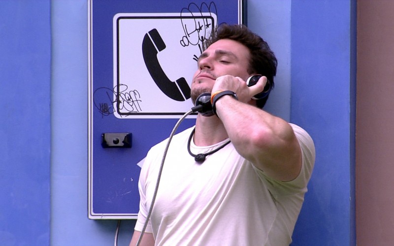 Veja todos os vídeos de Paula, do BBB 23