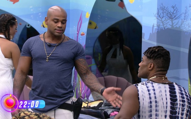 Vídeos BBB 23: confira o que rolou na festa da madrugada de 8/4