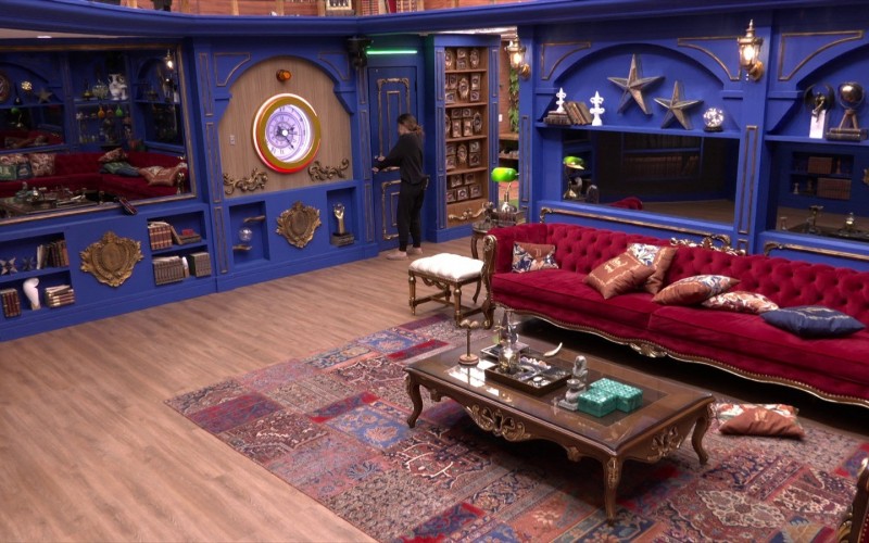 Wanessa entra no confessionário e voz pede que brothers coloquem pertencer da cantora na despensa