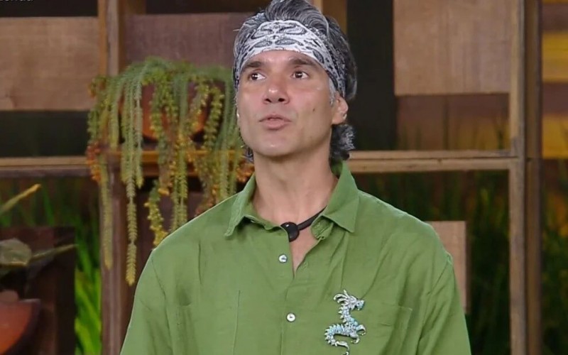 Fernando paga caro por barracos e é eliminado com rejeição de A Fazenda 17